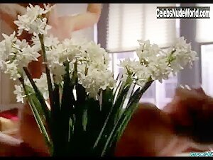 Kim Cattrall Explicit , Couple in Sex and the City (series) (1998) 8