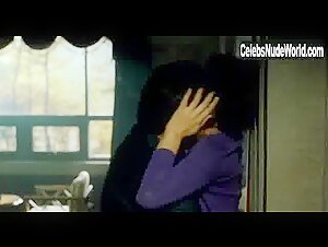 Kim Yunjin Kissing , Exotic scene in Milae (2002) 5