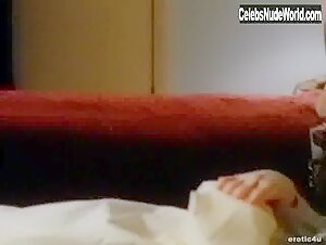 Kira Reed in Sex Files: Alien Erotica Director's Cut (1998) 4