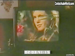 Kira Reed in Sex Files: Alien Erotica 2 (2000) 16