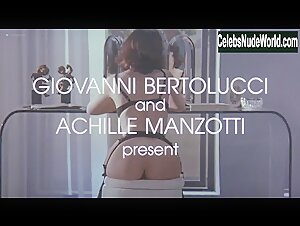 Claudia Koll in Cosi fan tutte (1992) 1