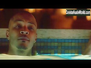 Kristen Bell Interracial , Pool in House of Lies (series) (2012) 17