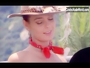 Zara Whites Outdoor , Butt in Joy a San Francisco (1992) 2