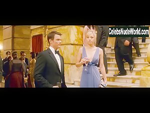 Kristen Bell in When in Rome (2010) 14