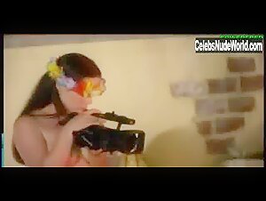 Kristiana Fleur boobs , Brunette in 7 Lives Xposed (series) (2001) 17