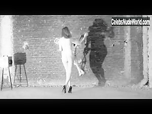 Marion cotillard, laëtizia venezia tarnowska nude love me if you dare (fr  2003) 1080p bluray watch online - BEST XXX TUBE