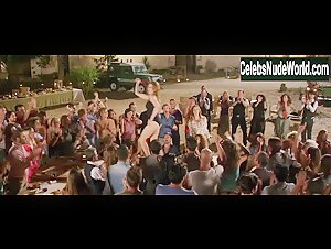 Laetitia Casta in Una donna per amica (2014) 10