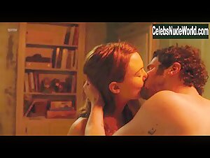Laetitia Dosch in Gaspard va au mariage (2017) 9