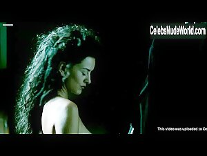 Laia Marull in La herencia Valdemar (2010) 15