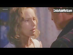 Laila Robins Kisssing , Hot in Blood Oranges (1997) 19