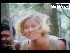 Lana Clarkson in Barbarian Queen II: The Empress Strikes Back (1989) 10