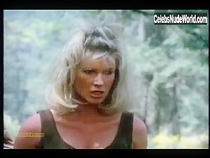 Lana Clarkson in Barbarian Queen II: The Empress Strikes Back (1989) 17