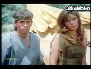 Lana Clarkson in Barbarian Queen II: The Empress Strikes Back (1989) 18