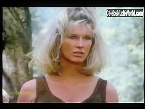 Lana Clarkson in Barbarian Queen II: The Empress Strikes Back (1989)