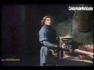 Lana Clarkson Costume , Brunette in Barbarian Queen II: The Empress Strikes Back (1989) 5