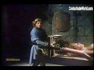 Lana Clarkson Costume , Brunette in Barbarian Queen II: The Empress Strikes Back (1989) 6