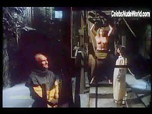 Lana Clarkson Lingerie , Fetish in Barbarian Queen II: The Empress Strikes Back (1989) 19