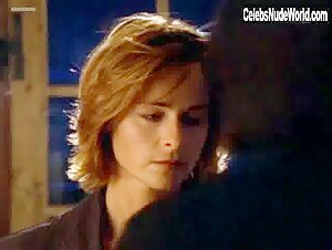 Lara-Joy Korner in Todliche Diamanten (1998) 16