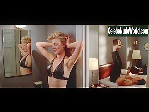 Laura Dern Lingerie , Blonde in Wild at Heart (1990) 6