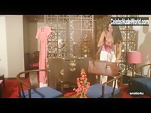 Laura Gemser Lingerie , boobs in Emanuelle nera: Orient reportage (1976) 4