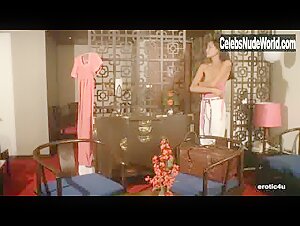 Laura Gemser Lingerie , boobs in Emanuelle nera: Orient reportage (1976) 7