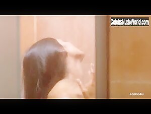 Laura Gemser Hairy Pussy , Shower in Emanuelle nera: Orient reportage (1976) 12