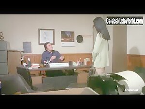 Laura Gemser boobs , Brunette in Emanuelle nera: Orient reportage (1976) 6