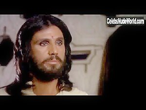 Laura Gemser Hairy Pussy , boobs in Emanuelle - Perche violenza alle donne (1977) 1