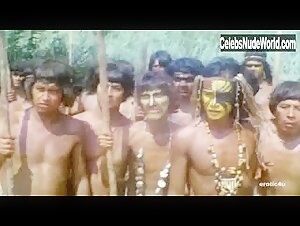 Laura Gemser in Emanuelle e gli ultimi cannibali (1977) 5