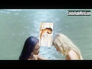 Laura Gemser Nipple , boobs in Emanuelle e gli ultimi cannibali (1977) 1