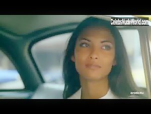 Laura Gemser Hot  , Brunette in Emanuelle e gli ultimi cannibali (1977) 1