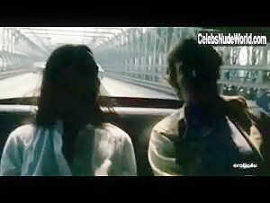 Laura Gemser Hot  , Brunette in Emanuelle e gli ultimi cannibali (1977) 16