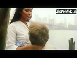 Laura Gemser Couple , Hot in Emanuelle e gli ultimi cannibali (1977) 1
