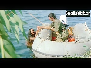 Laura Gemser Outdoor , Explicit in Emanuelle e gli ultimi cannibali (1977) 13