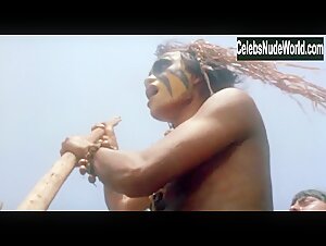 Laura Gemser Outdoor , Explicit in Emanuelle e gli ultimi cannibali (1977) 14