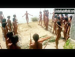 Laura Gemser Outdoor , Explicit in Emanuelle e gli ultimi cannibali (1977) 15