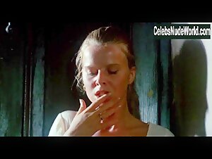 Laura Gemser Outdoor , Explicit in Emanuelle e gli ultimi cannibali (1977) 2