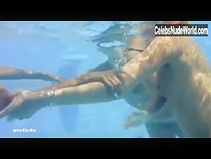 Laura Gemser Butt , Pool in Emanuelle in America (1977) 10