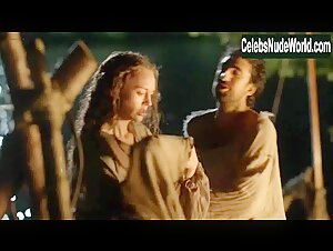 Laura Haddock Outdoor , Explicit in Da Vinci's Demons (series) (2013) 18