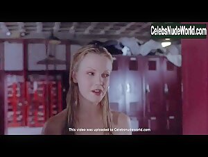 Laura Harris in Faculty (1998) 18