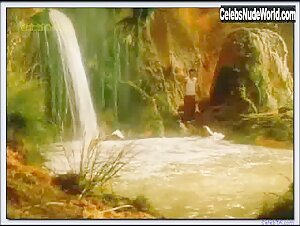 Laura Harris Outdoor , Couple scene in Habitat (1997) 3