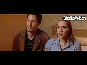 Laura Linney boobs , Horror in Life of David Gale (2003) 7
