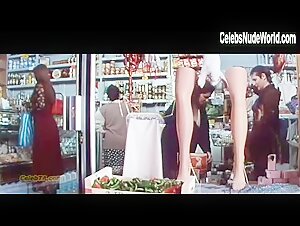 Laura Mana in La teta y la luna (1994) 2