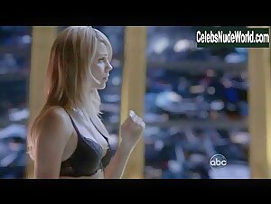 Laura Vandervoort in V (series) (2009) 11