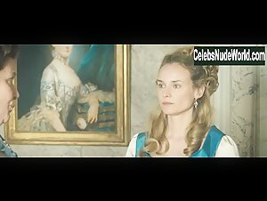 Lea Seydoux Costume, Hairy Pussy in Les adieux a la reine (2012) 12