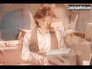 Lee Anne Beaman in Club V.R. (1996) 8