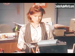 Lee Anne Beaman in Club V.R. (1996) 9