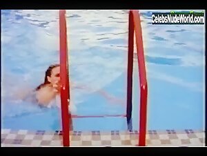 Lee Anne Beaman in Tropical Heat (1993) 16
