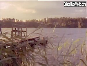 Marja-Leena Kouki in Aatamin puvussa... ...ja vahan Eevankin (1971) 5