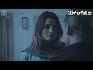 Matleena Kuusniemi in Koukussa (series) (2015) 7